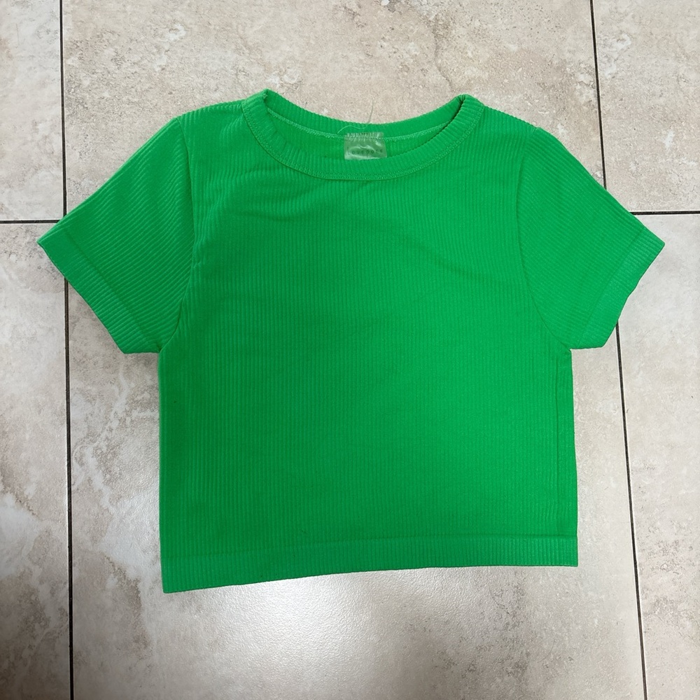 Green cropped T-Shirt